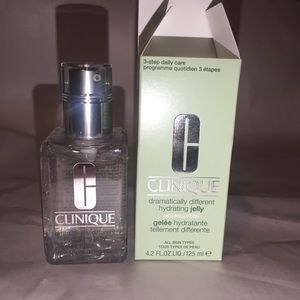 Clinique dramatically different hydrating jelly